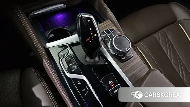 BMW 5 Series (G30) id 3307018 из Кореи 19