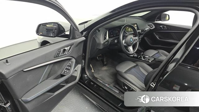 BMW 1 Series (F40) id 4768113 из Кореи 31