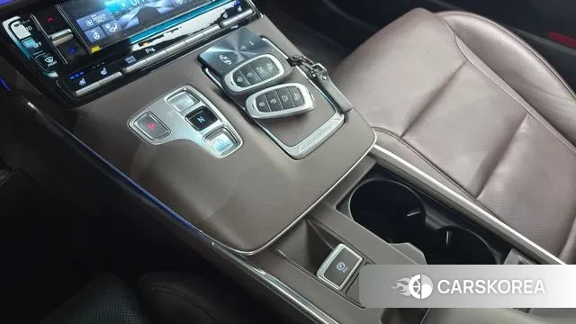 Hyundai The New Grandeur IG Hybrid id 3038823 из Кореи 19