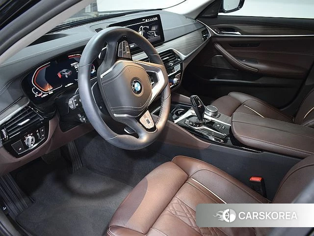 BMW 5 Series (G30) id 4646393 из Кореи 19