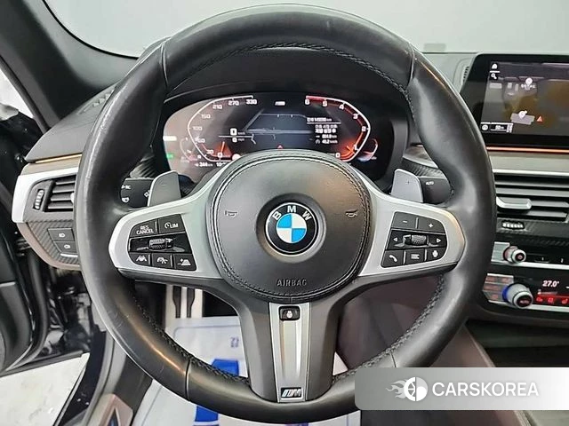 BMW 5 Series (G30) id 3844383 из Кореи 18