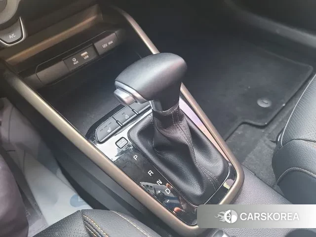 Kia Stonic id 3515281 из Кореи 19