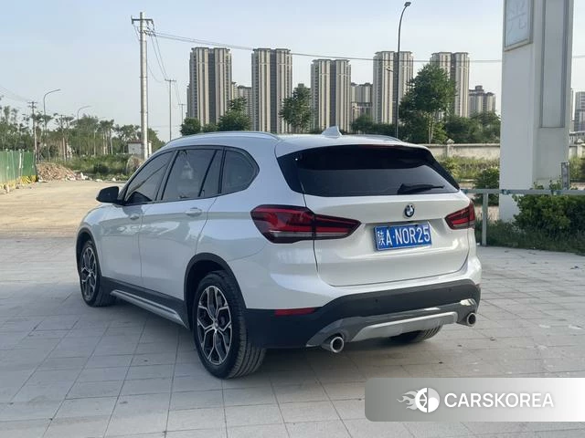 BMW X1 id 4306888 из Китая 9