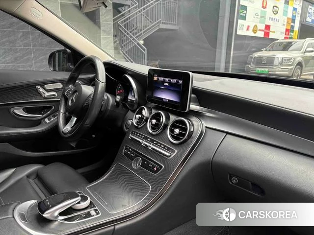 Mercedes-Benz Class C id 3993358 из Китая 13
