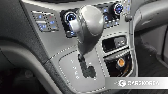 Hyundai The New Grand Starex id 3325078 из Кореи 19