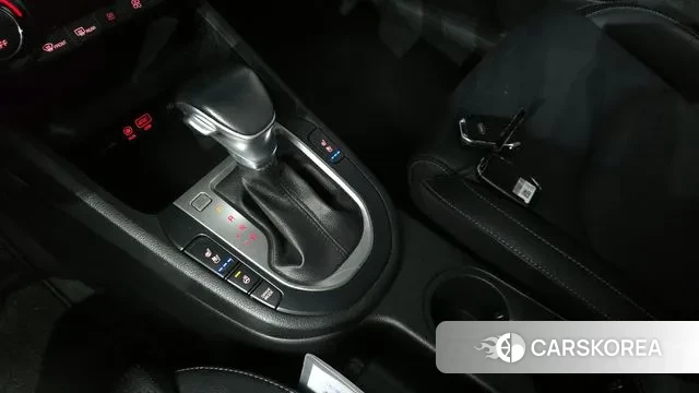 Kia Come New K3 id 3350664 из Кореи 19