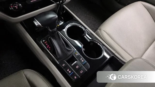 Kia The New Carnival id 3319193 из Кореи 19