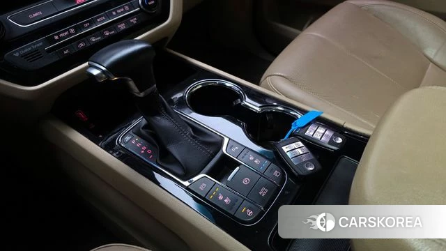 Kia The New Carnival id 3937095 из Кореи 19