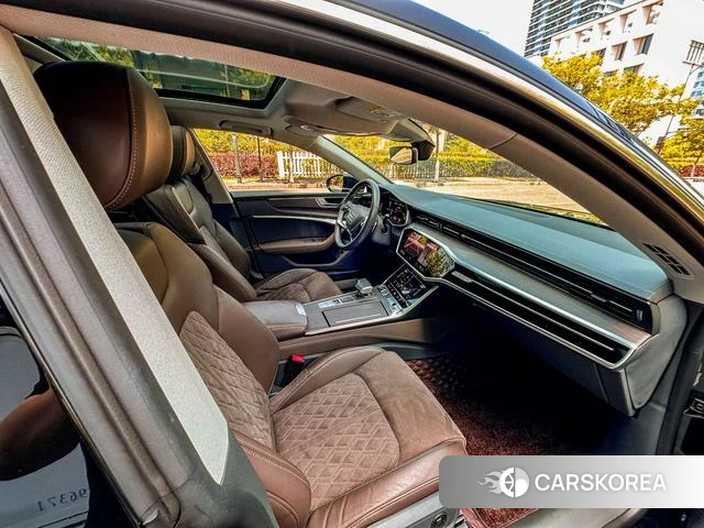 Audi A7L id 4341738 из Китая 18