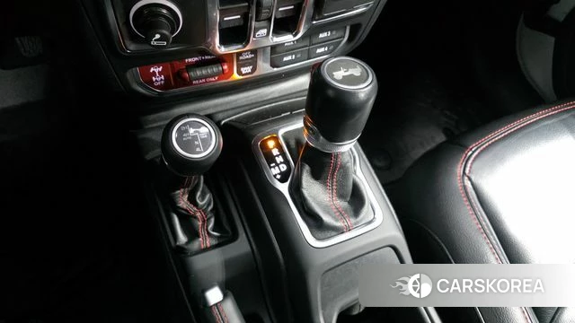 Jeep Wrangler (JL) id 3852444 из Кореи 19