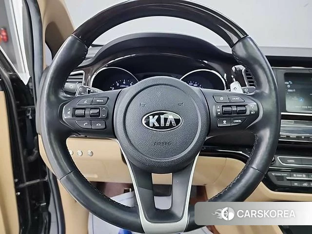 Kia The New Carnival id 3899943 из Кореи 17