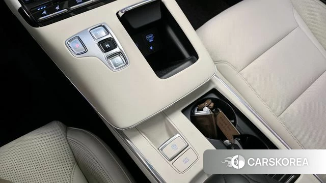 Hyundai The New Grandeur IG Hybrid id 4223913 из Кореи 33