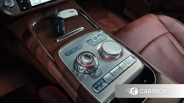 Genesis G90 (RS4) id 3437645 из Кореи 19