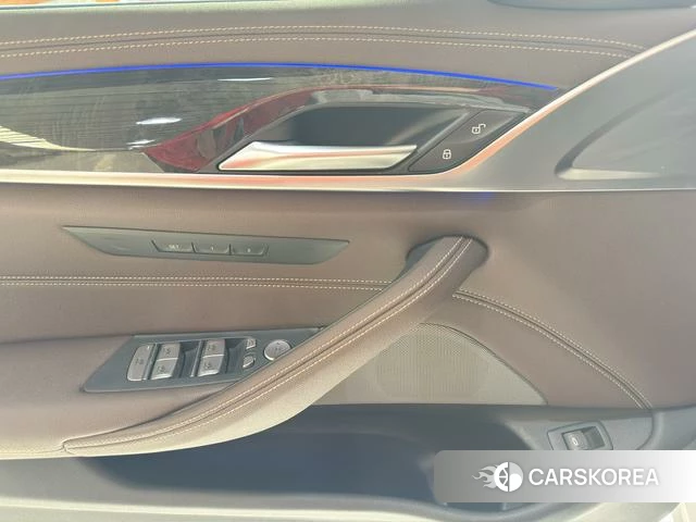 BMW 5 series id 4182625 из Китая 18
