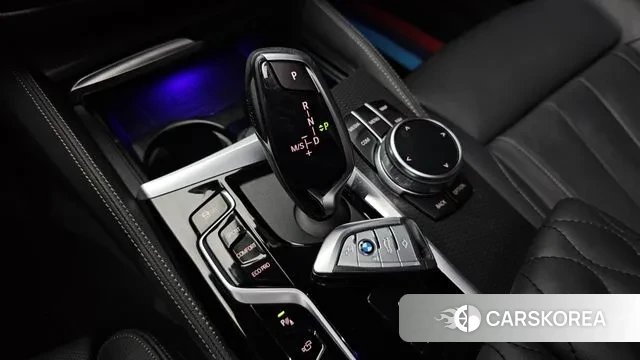 BMW 5 Series (G30) id 3410854 из Кореи 19