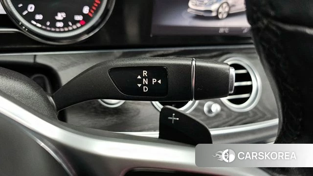 Mercedes-Benz E-Class W213 id 4269012 из Кореи 33