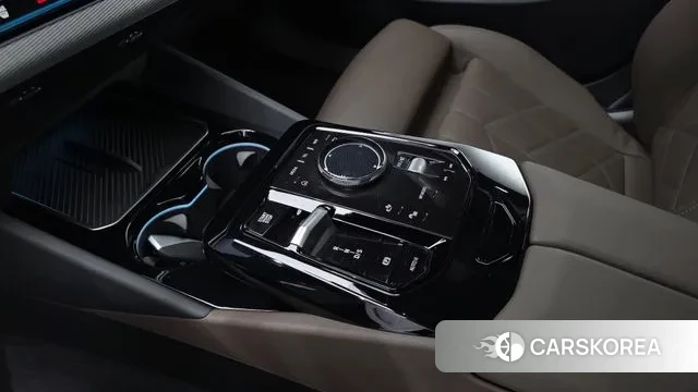 BMW 5 Series (G60) id 3393650 из Кореи 19