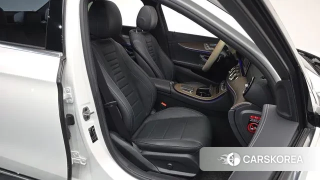 Mercedes-Benz E-Class W213 id 3534527 из Кореи 19