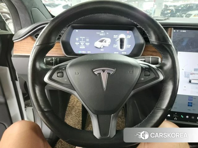 Tesla Model X id 4363247 из Кореи 18