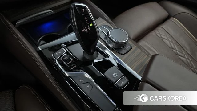 BMW 5 Series (G30) id 4471711 из Кореи 32
