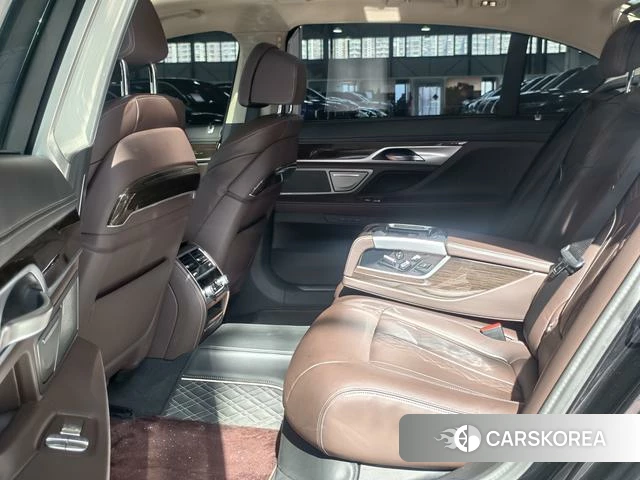 BMW 7 series id 4256854 из Китая 23
