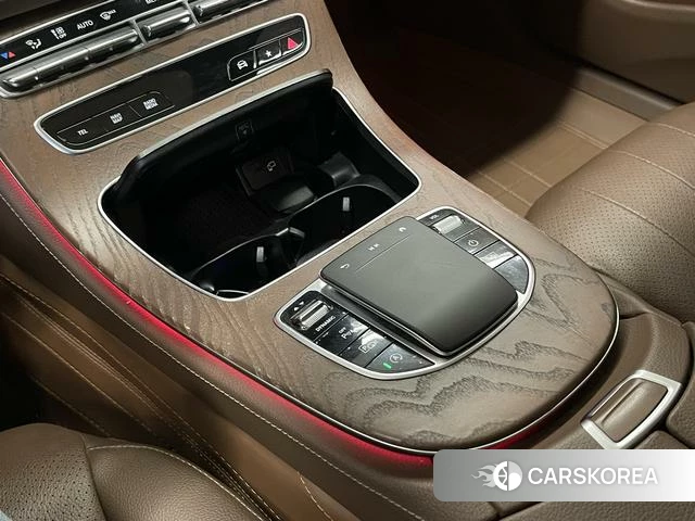 Mercedes-Benz E-class id 4275230 из Китая 26