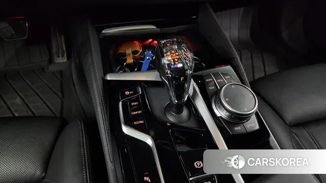 BMW 5 Series (G30) id 3058490 из Кореи 19