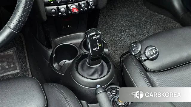 Mini Cooper S id 3636163 из Кореи 19