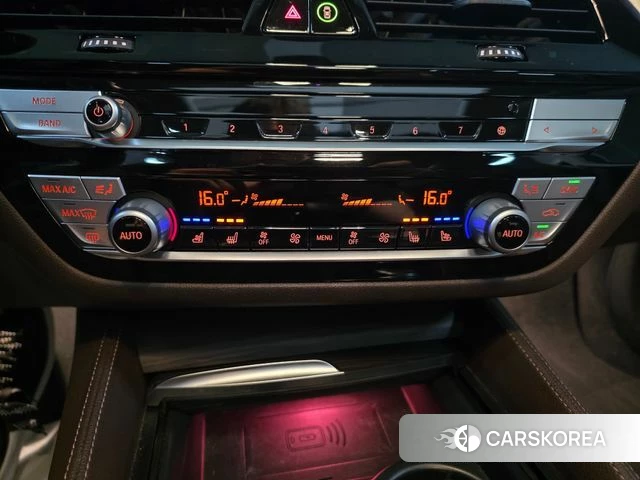 BMW 5 Series (G30) id 4458594 из Кореи 19