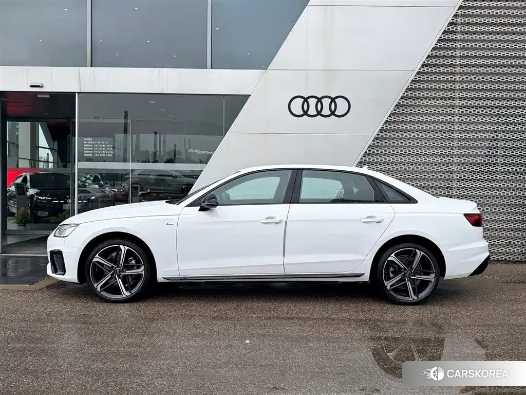 Audi A4L id 4600391 из Китая 9