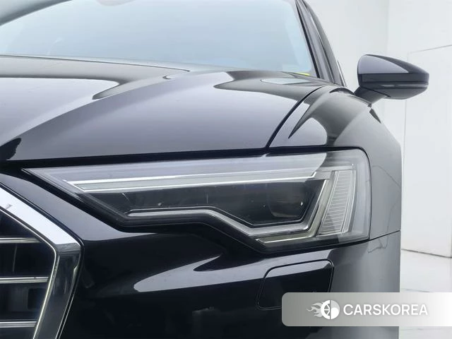 Audi A6L id 4261609 из Китая 26