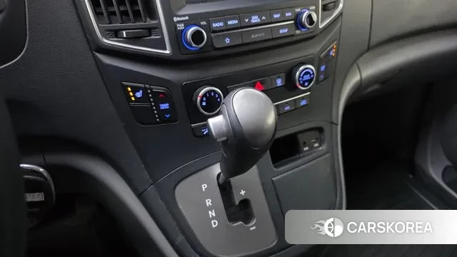 Hyundai The New Grand Starex id 3536256 из Кореи 19