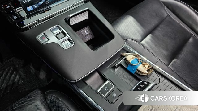 Hyundai The New Grandeur IG id 4245554 из Кореи 31