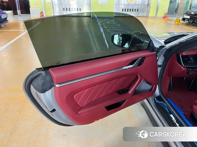 Porsche 911(992) id 4701310 из Кореи 18