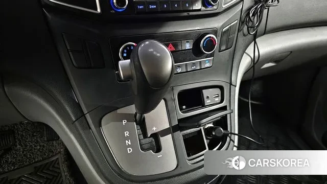 Hyundai The New Grand Starex id 3677445 из Кореи 19