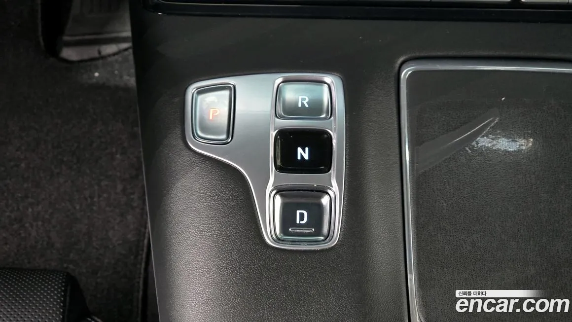 Hyundai The New Grandeur IG Hybrid id 2141040 из Кореи 19