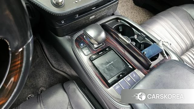 Lexus LS500 5th generation id 3905437 из Кореи 19