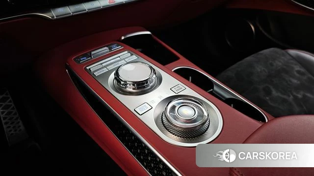 Genesis GV70 id 4283855 из Кореи 33