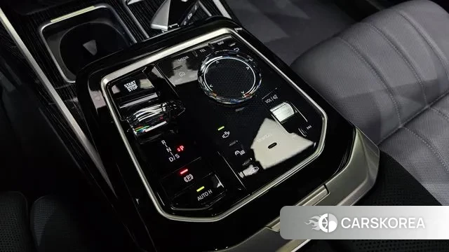 BMW 7 Series (G70) id 3769567 из Кореи 19