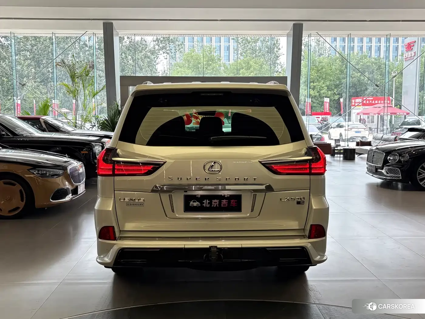 Lexus LX id 4600686 из Китая 28