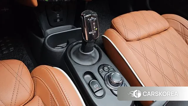 Mini Cooper S id 3725812 из Кореи 19