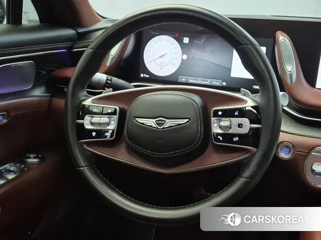 Genesis G90 (RS4) id 3756940 из Кореи 19