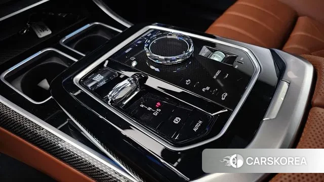 BMW 7 Series (G70) id 3347291 из Кореи 19