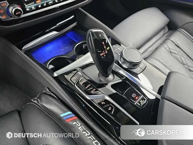 BMW 5 Series (G60) id 3545095 из Кореи 19