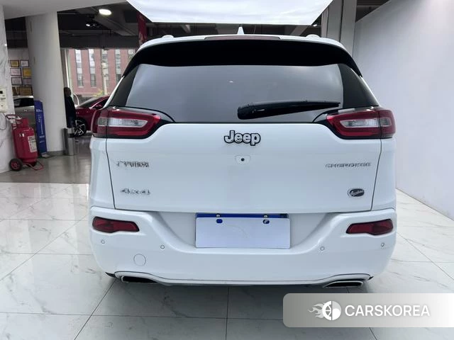 Jeep Free light id 4216893 из Китая 29