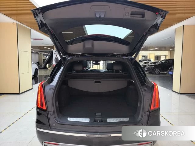 Cadillac XT5 id 3869918 из Китая 21