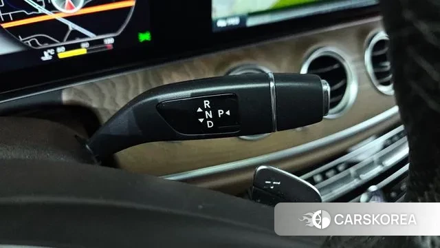 Mercedes-Benz E-Class W213 id 3386284 из Кореи 19