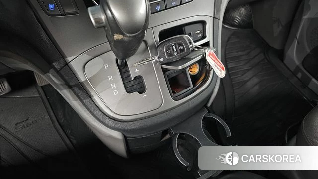 Hyundai The New Grand Starex id 4378170 из Кореи 29