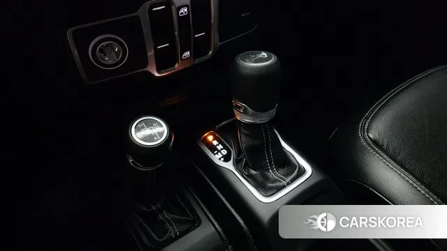 Jeep Wrangler (JL) id 2902971 из Кореи 19