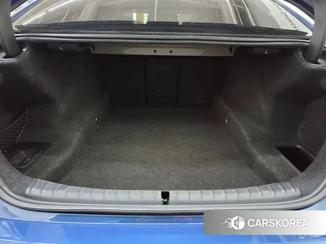 BMW 5 Series (G30) id 3778068 из Кореи 19